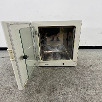 Sanyo CO2 Incubator image 3